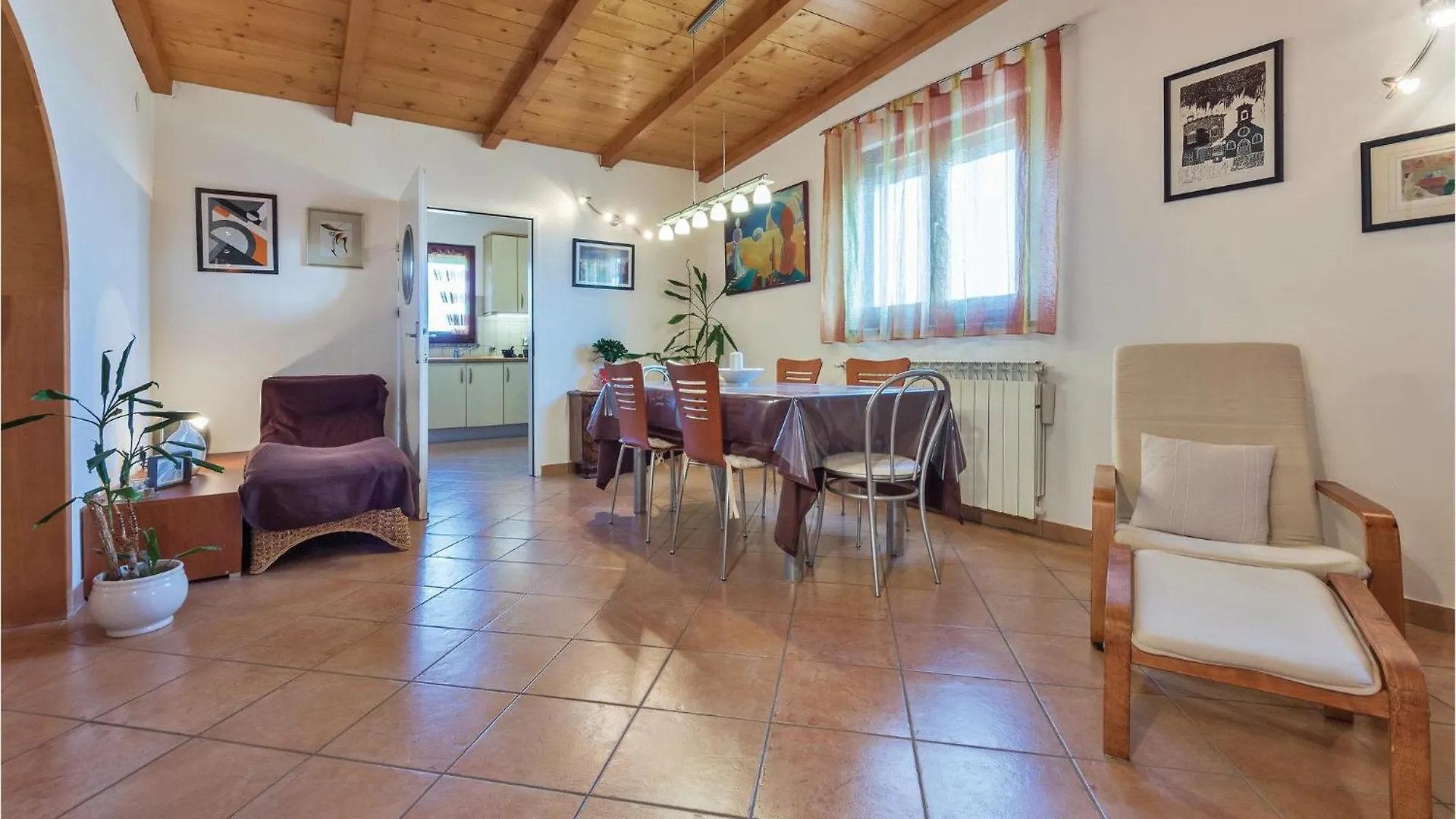 Beautiful Apartment In Pula