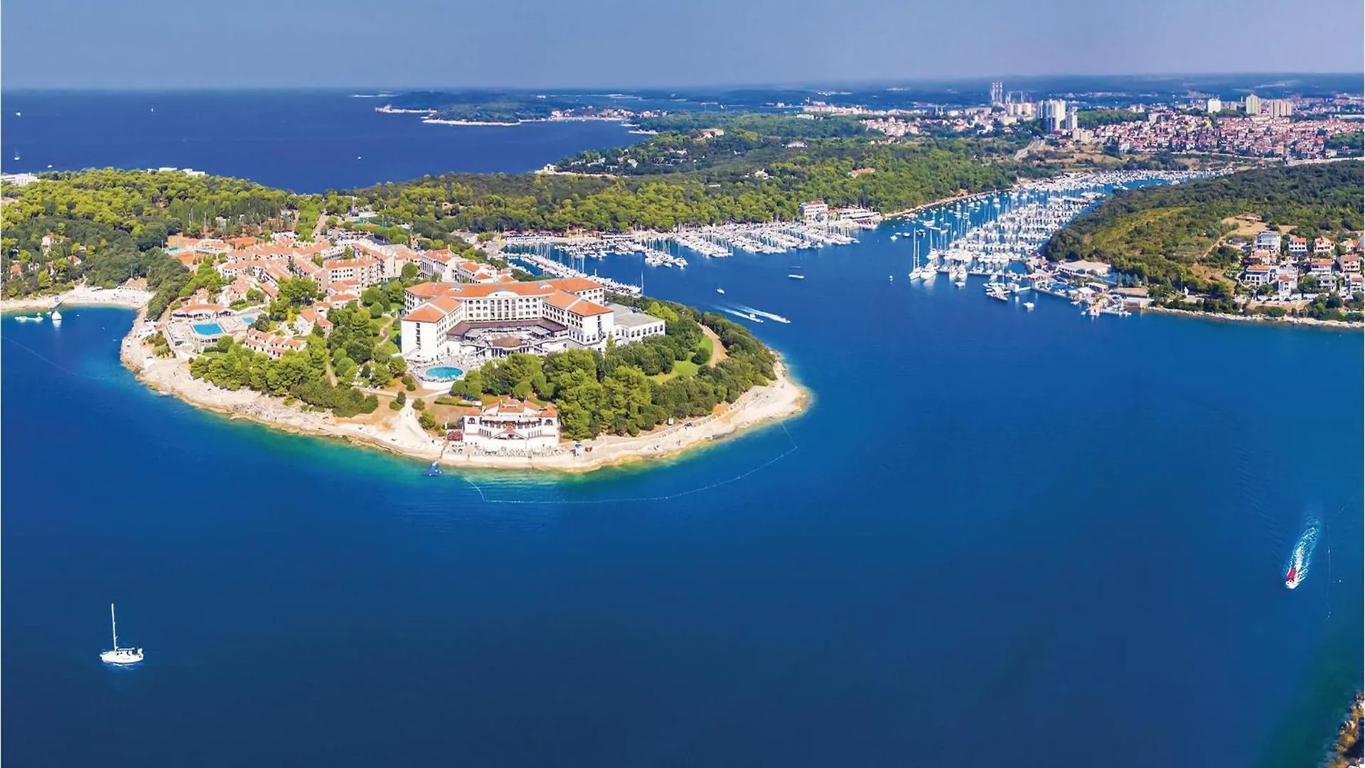 Beautiful Apartment In Pula