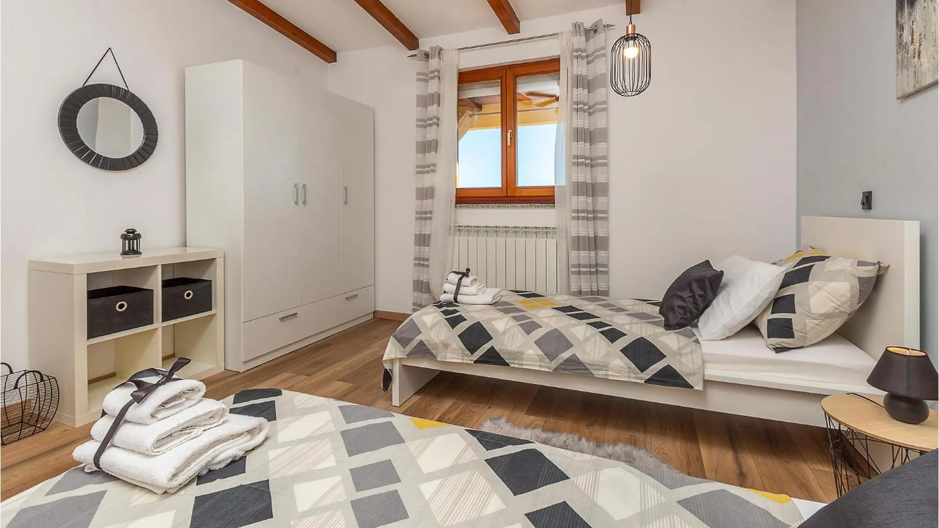 Beautiful Apartment In Pula
